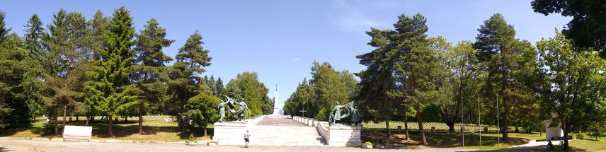 Liptovský Mikuláš - Háj - Nicovô Vojnový pamätník a cintorín